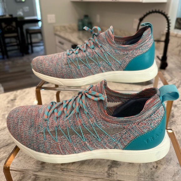 Alegria Women's Knit sneaker Multi color Shoe Size 39/8 - Picture 3 of 6